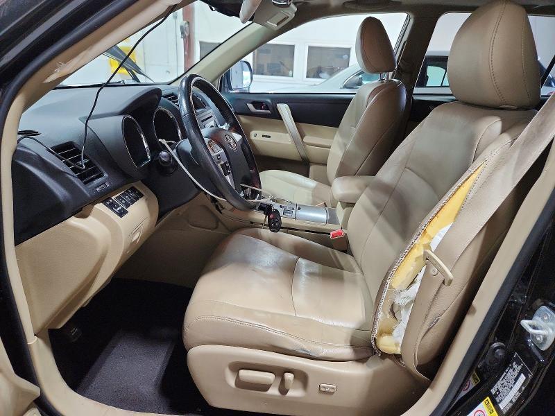 2012 Toyota Highlander se