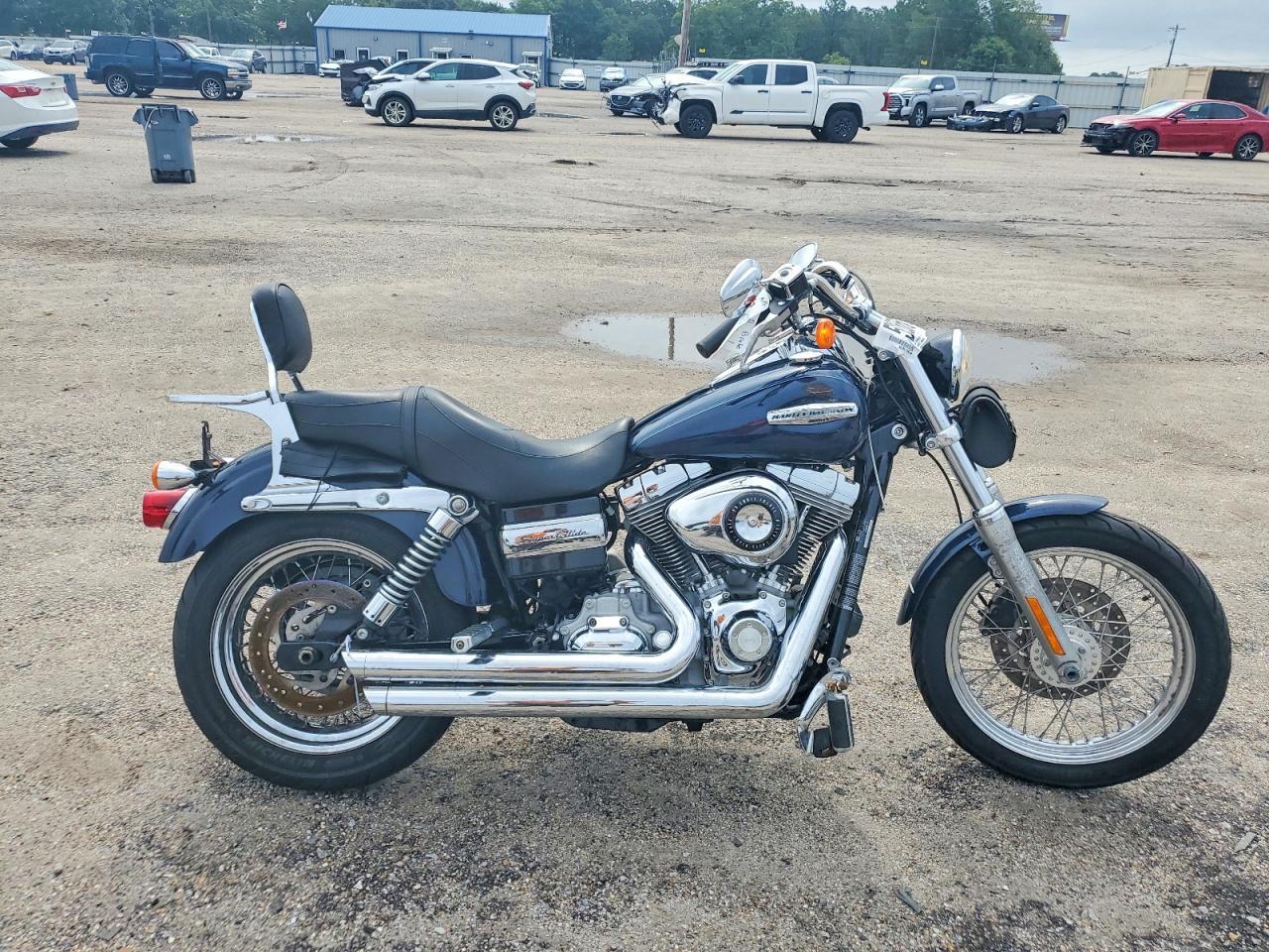 2009 Harley-Davidson Fxdc