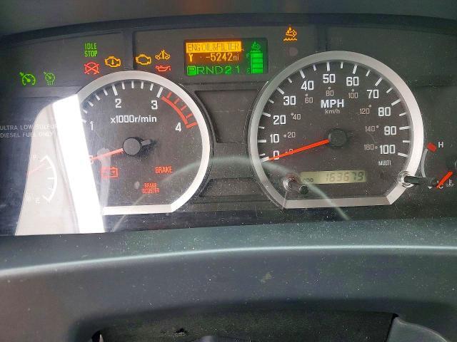 2011 Isuzu NQR-BOX Truck