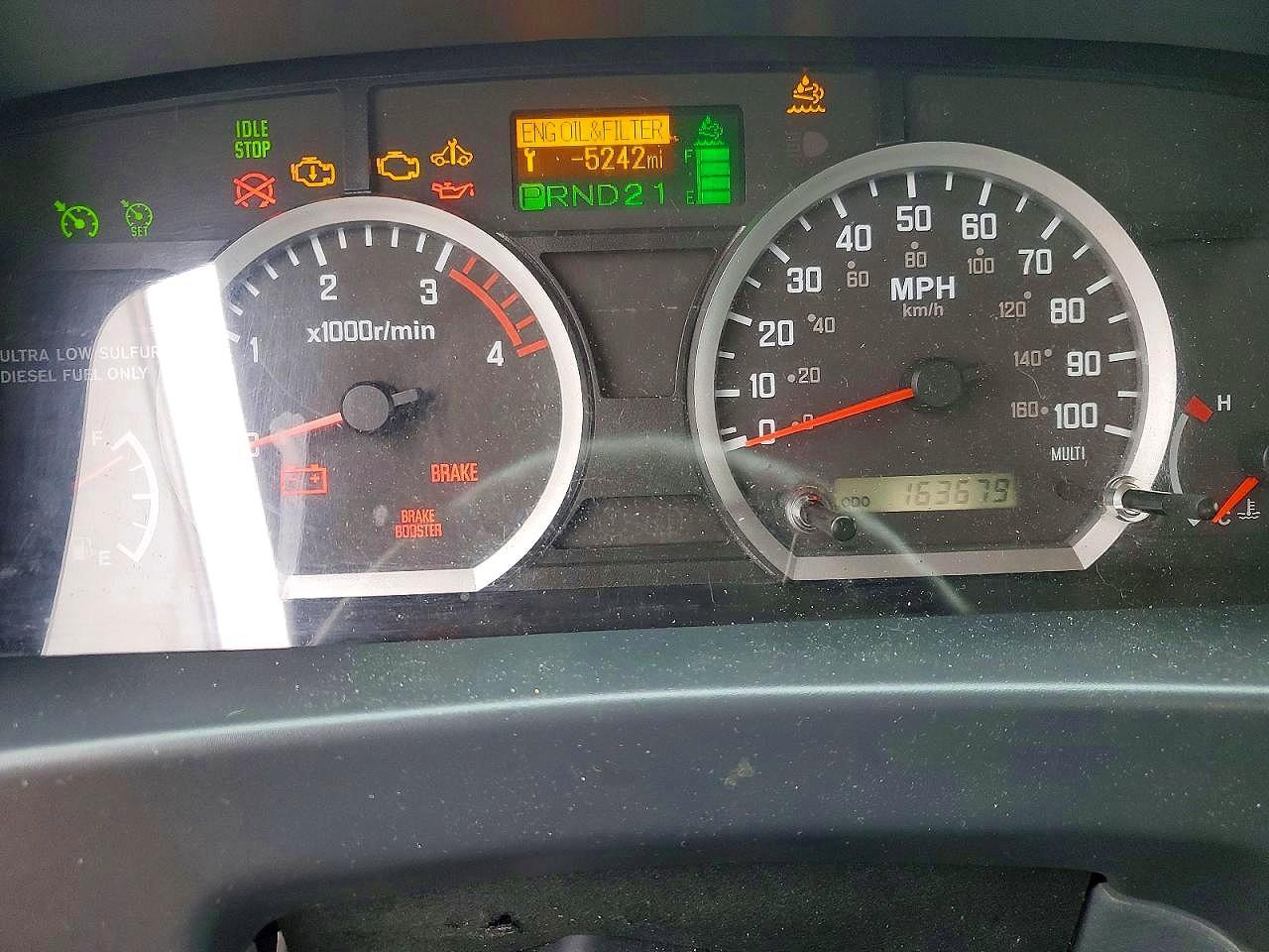 2011 Isuzu NQR-BOX Truck