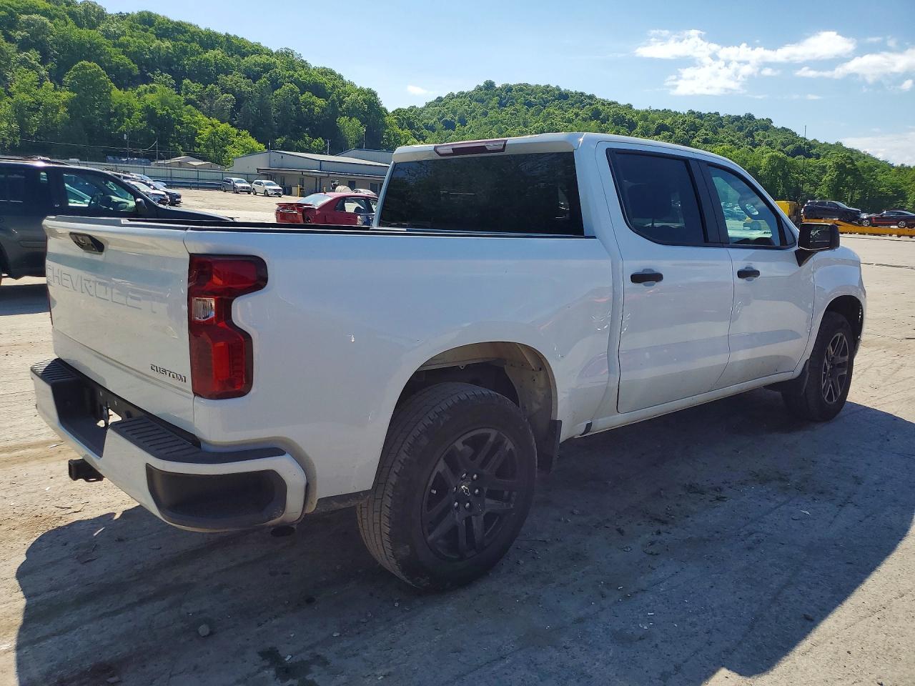 2022 Chevrolet Silverado K1500 Custom
