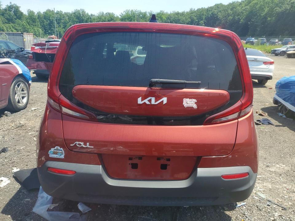 2022 KIA Soul lx