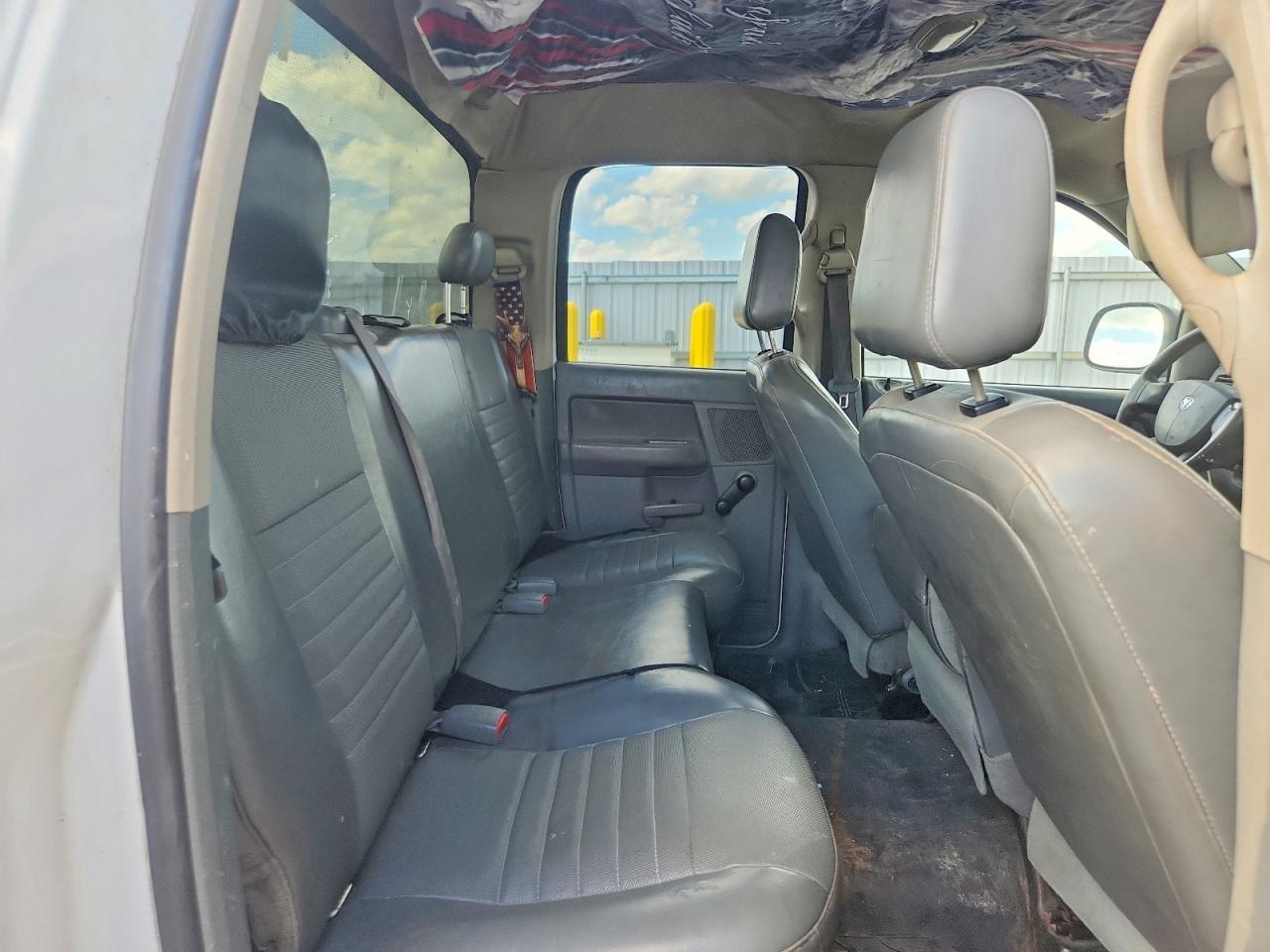 2006 Dodge RAM 2500 ST