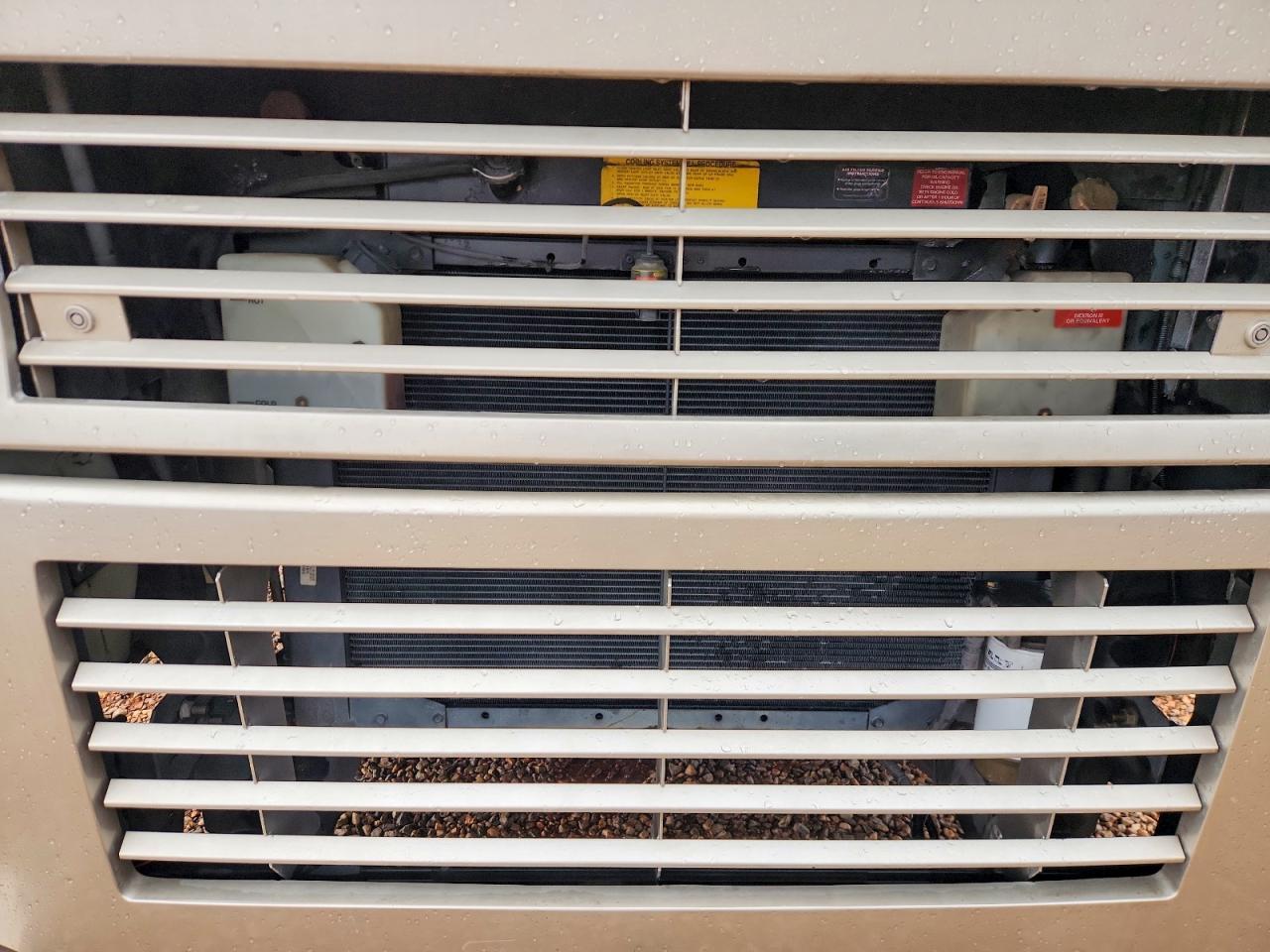2000 Freightliner Chassis XC RV
