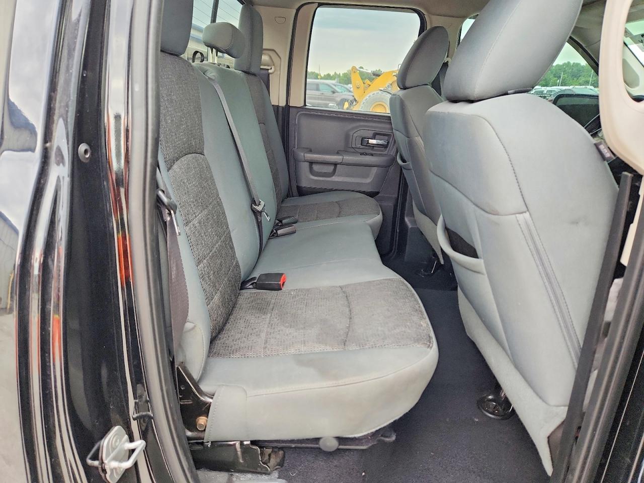2015 Dodge RAM 1500 SLT