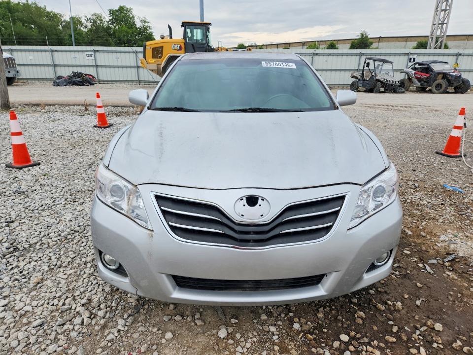 2010 Toyota Camry xle V6
