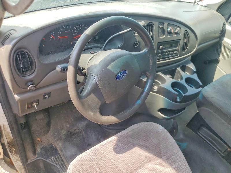 2008 Ford Econoline E350 Super Duty Cutaway Van