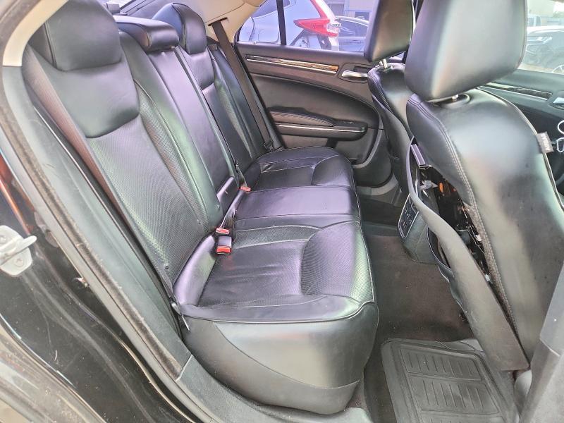 2016 Chrysler 300c