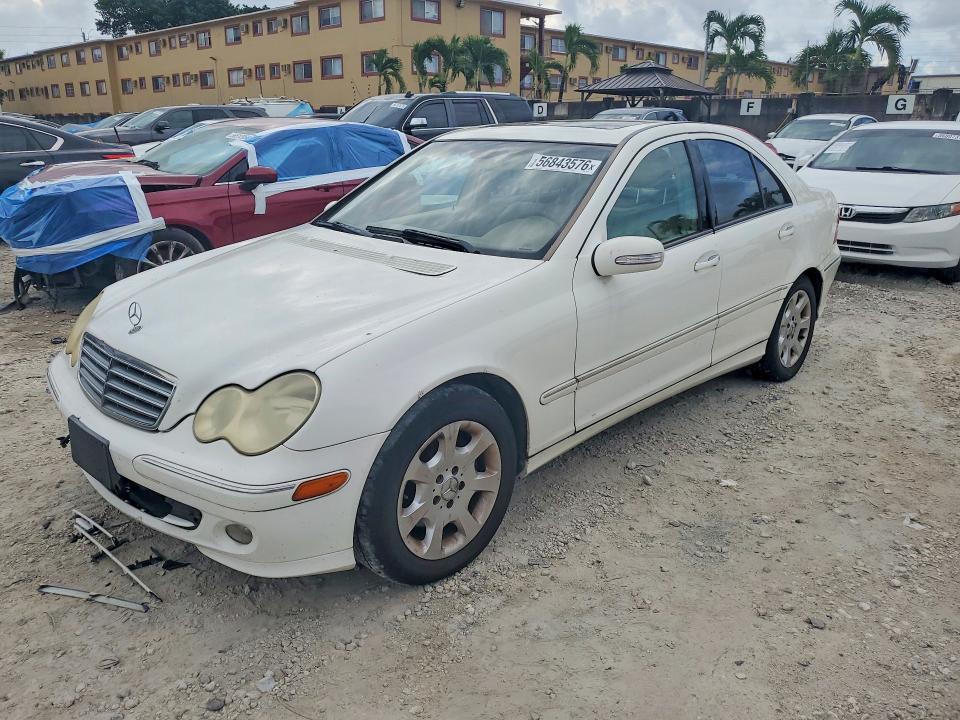 2005 Mercedes-Benz C 320