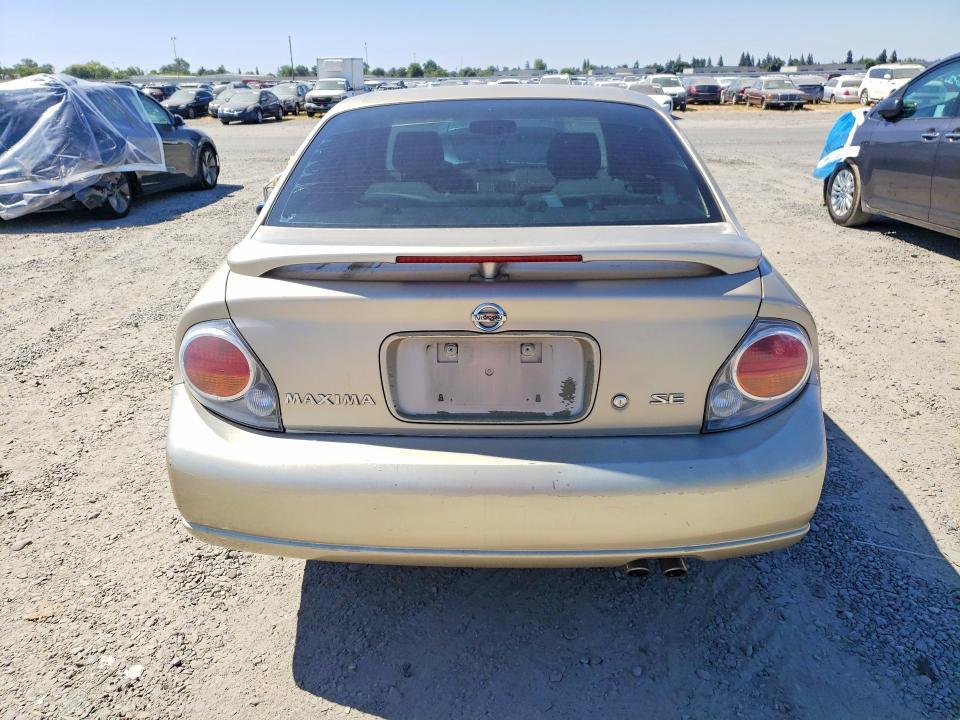 2002 Nissan Maxima gxe