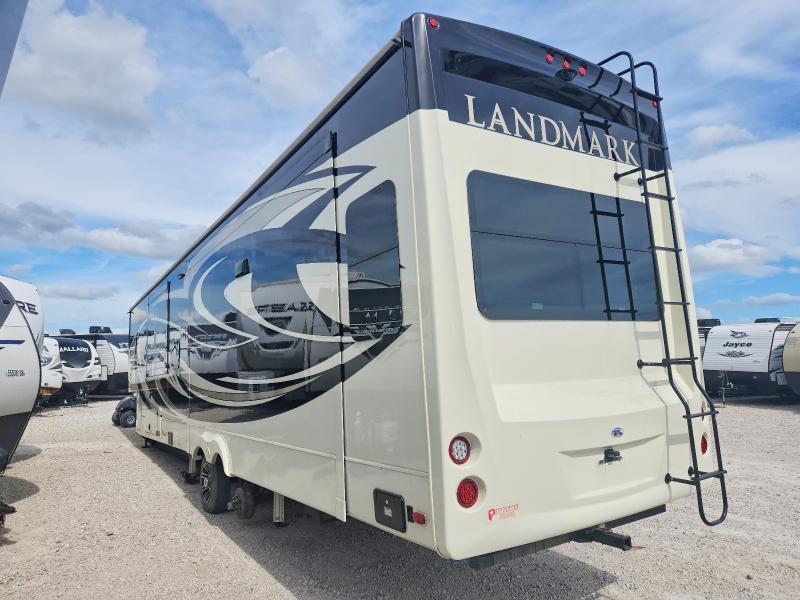 2020 Heartland Newport 2020 Heartland Landmark Camper