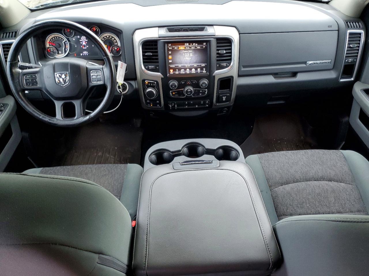 2016 Dodge RAM 1500 SLT