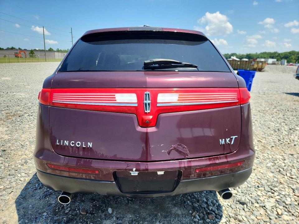 2011 Lincoln MKT