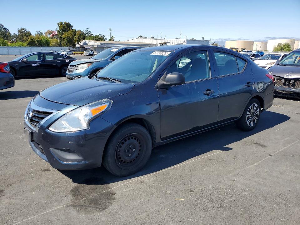 2015 Nissan Versa 1.6 s
