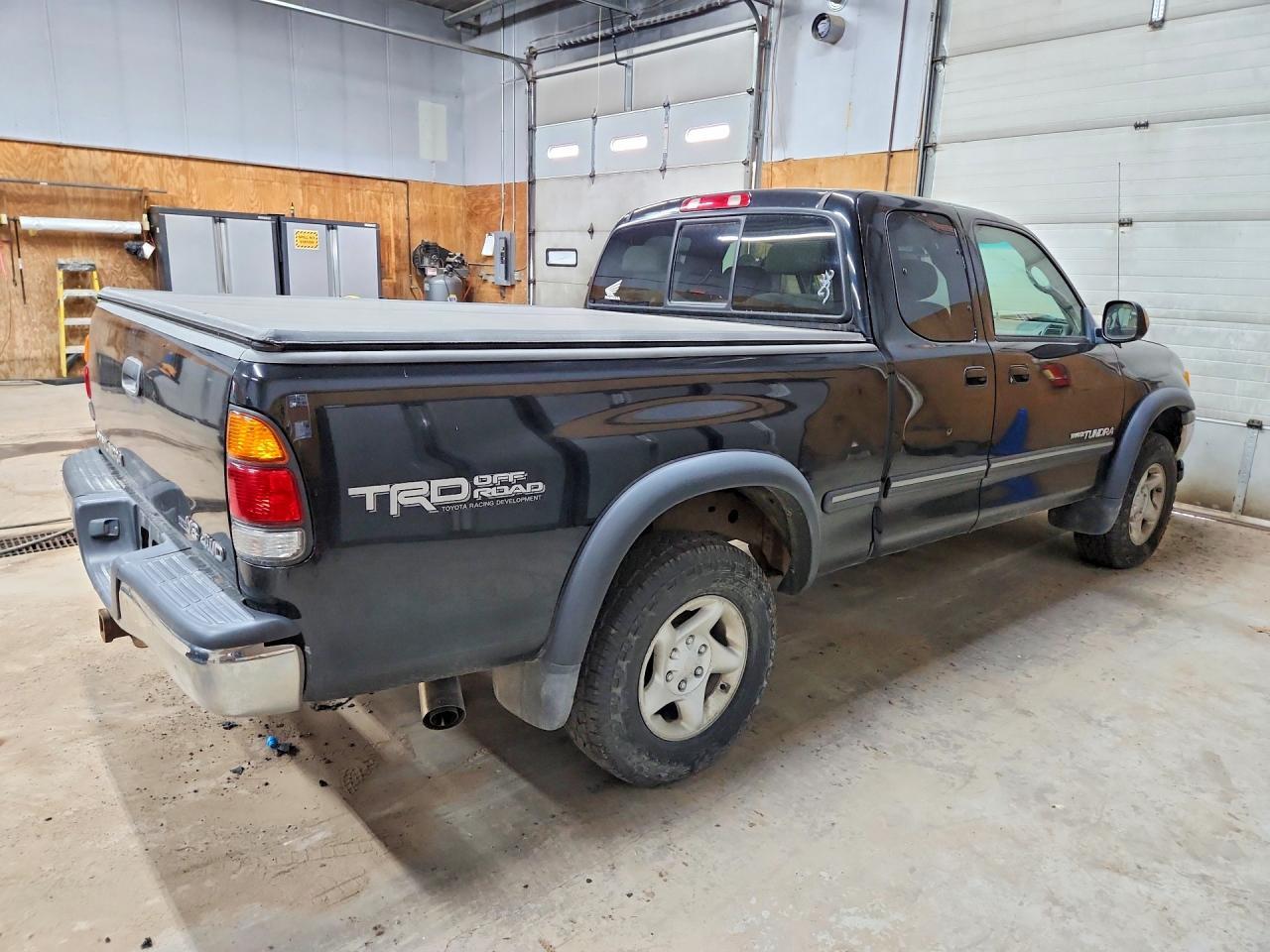 2002 Toyota Tundra SR5 V8