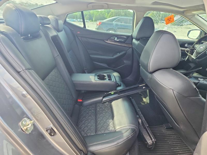 2017 Nissan Maxima Platinum