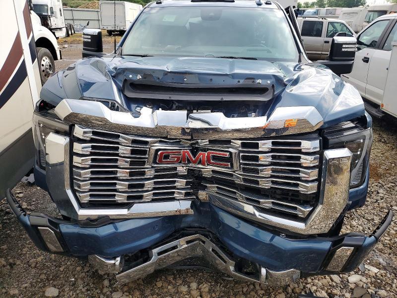 2025 GMC Sierra K3500 Denali