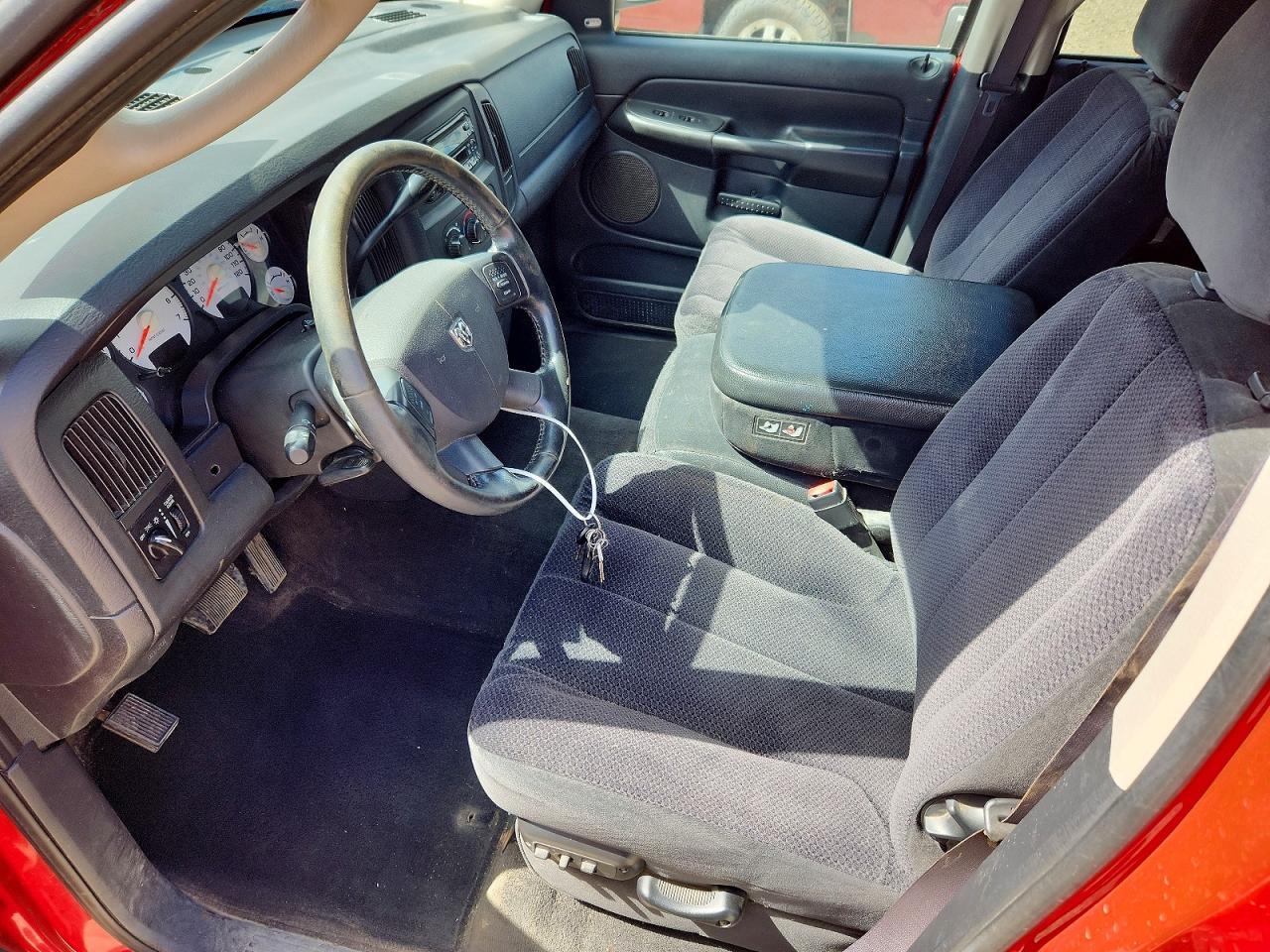 2004 Dodge RAM 1500 ST