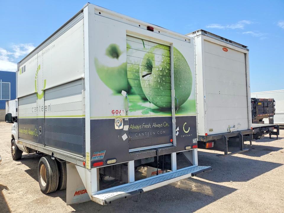 2014 Ford E450 Refrigerated BOX Truck