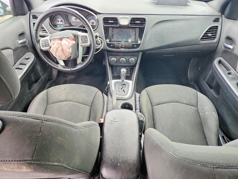 2012 Chrysler 200 Touring