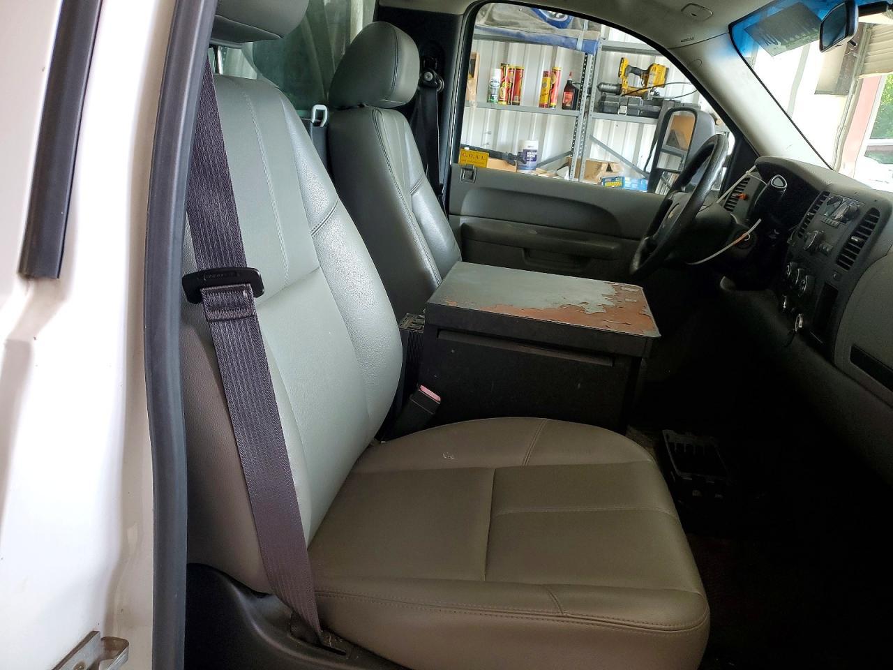2013 Chevrolet Silverado C1500