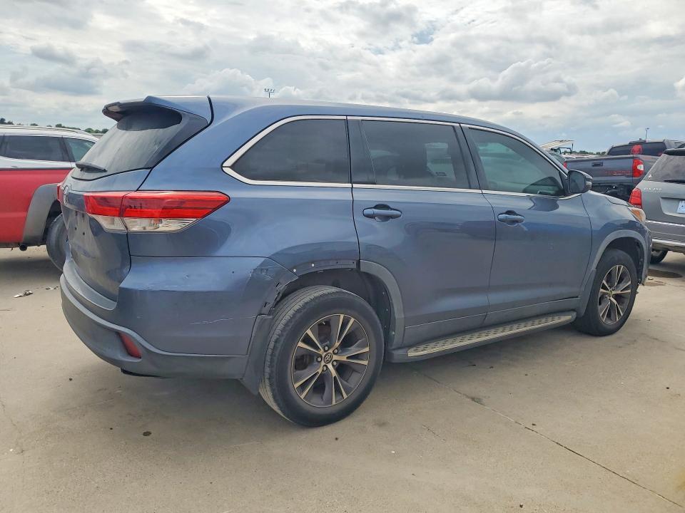 2019 Toyota Highlander le