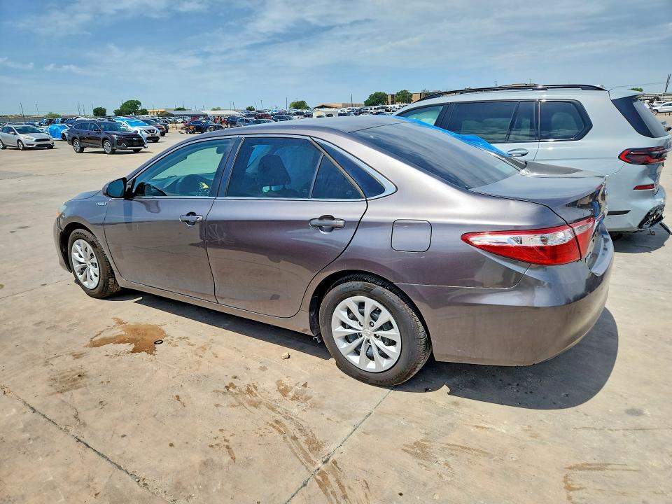 2015 Toyota Camry Hybrid le