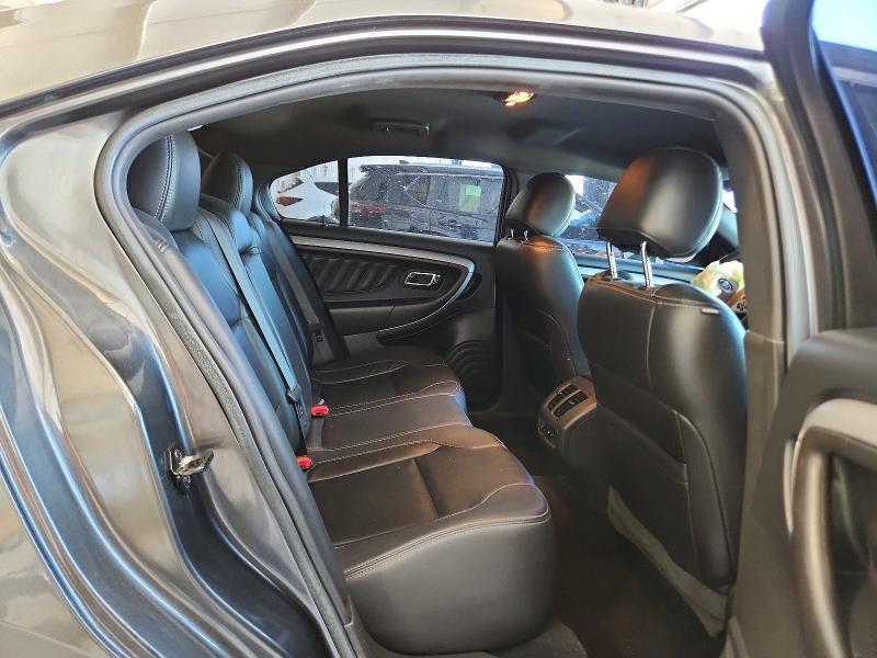 2016 Ford Taurus sel