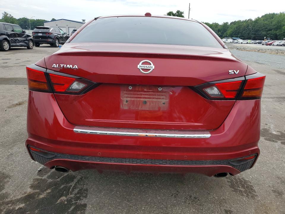 2021 Nissan Altima sv