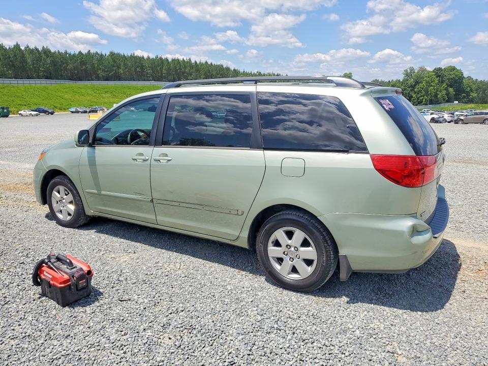 2010 Toyota Sienna xle