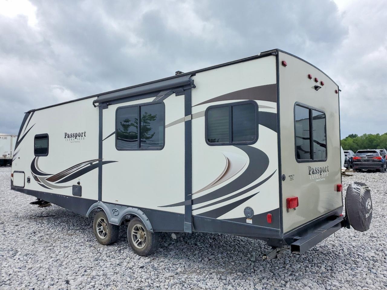 2018 Dutchmen Ultralite / 2520RL