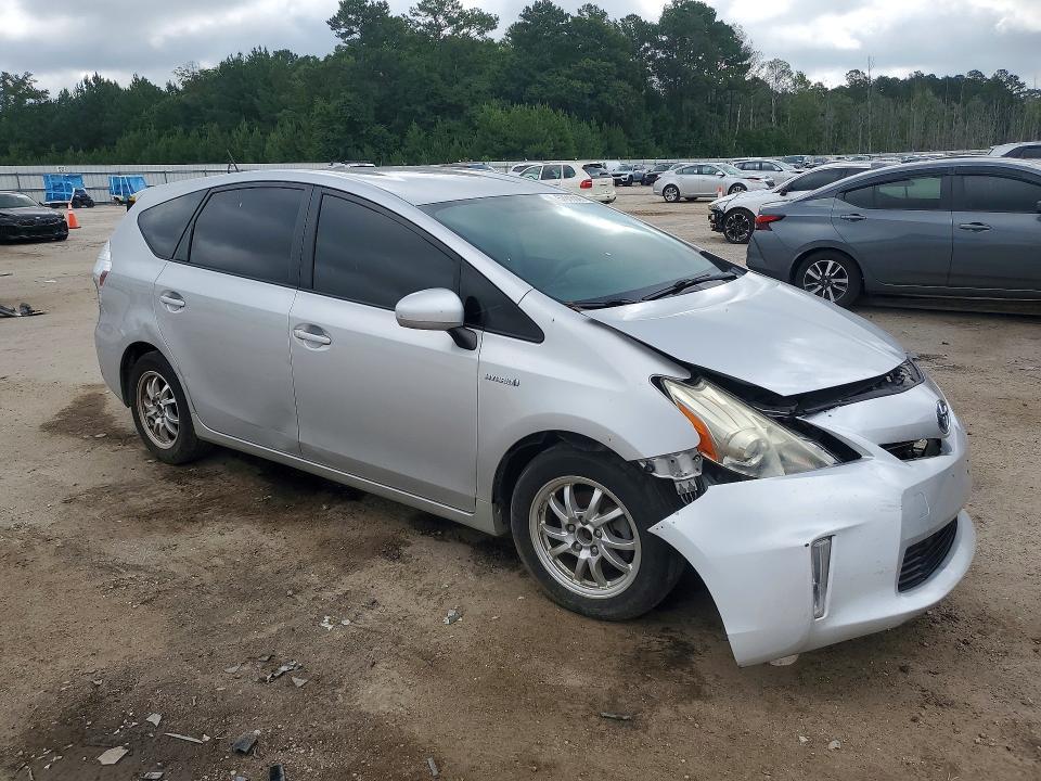 2013 Toyota Prius v Three