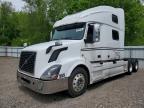 2007 Volvo VNL Semi Truck