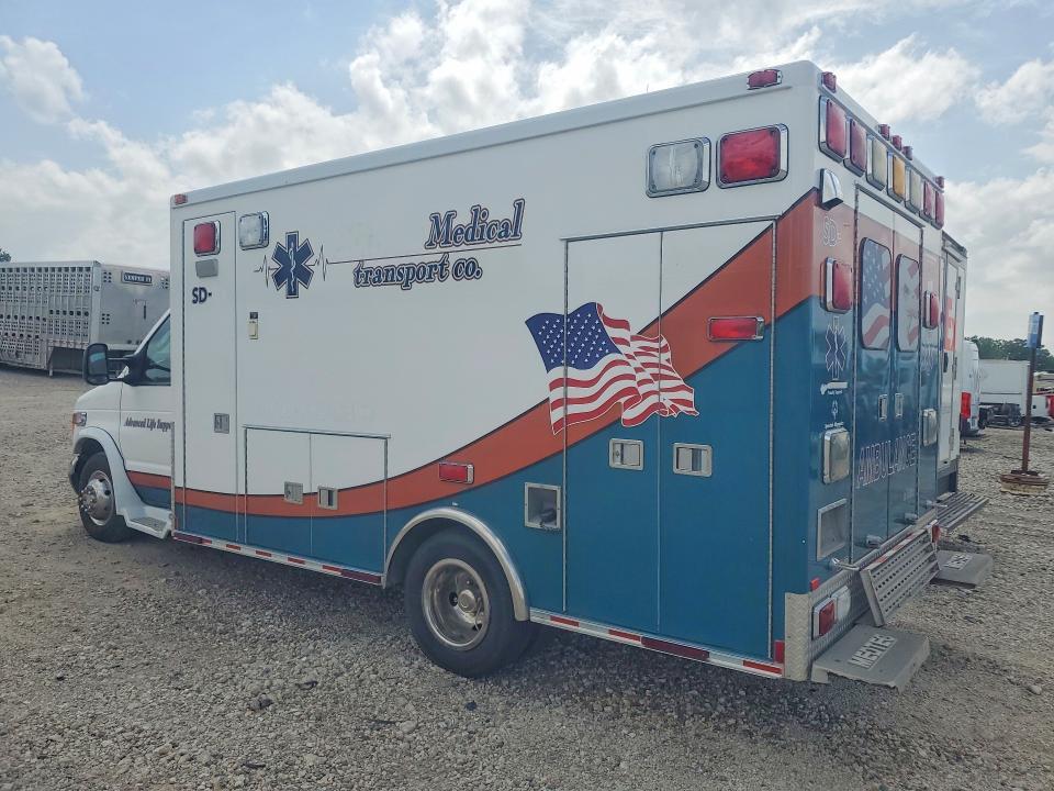 2005 Ford Econoline-ambulance