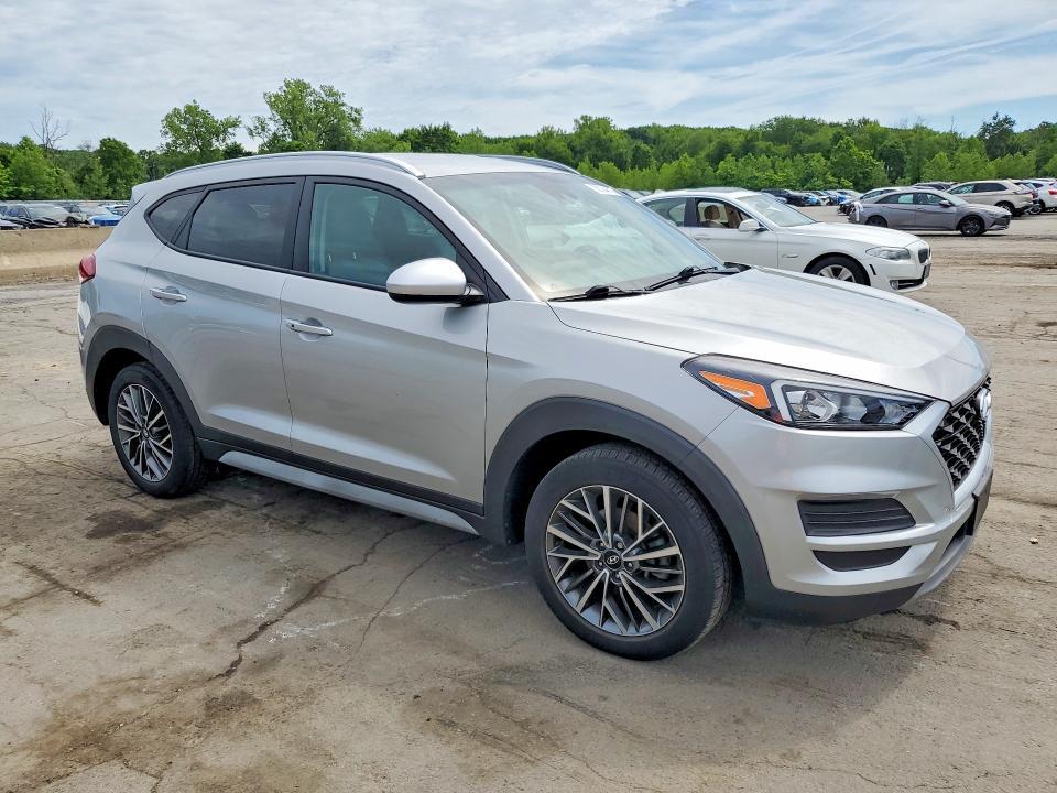 2021 Hyundai Tucson sel