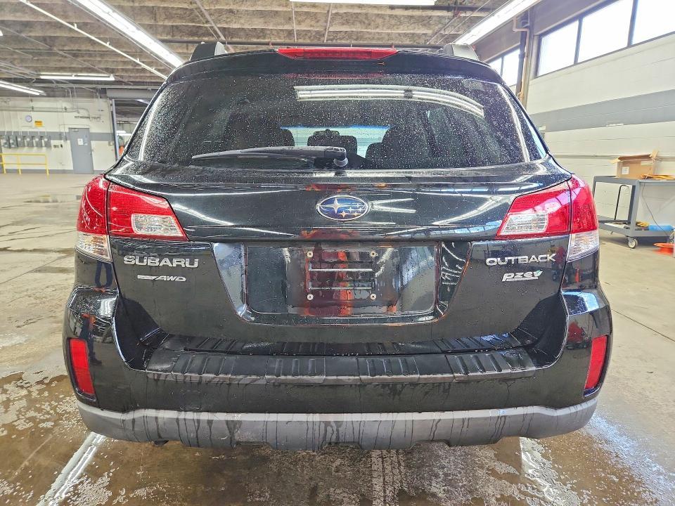 2013 Subaru Outback 2.5i Premium