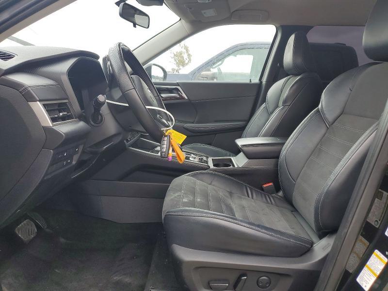 2023 Mitsubishi Outlander se