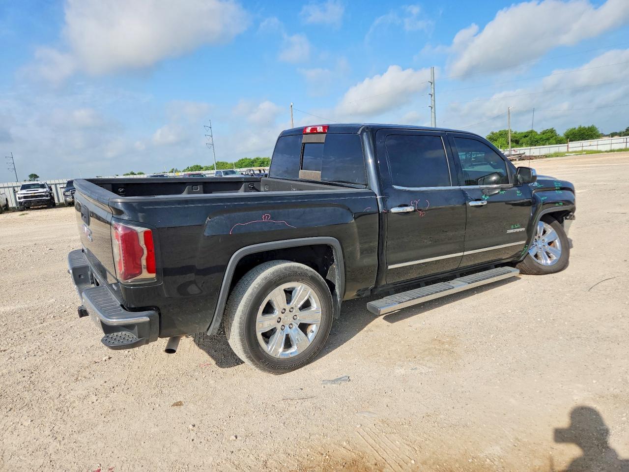 2017 GMC Sierra K1500 SLT