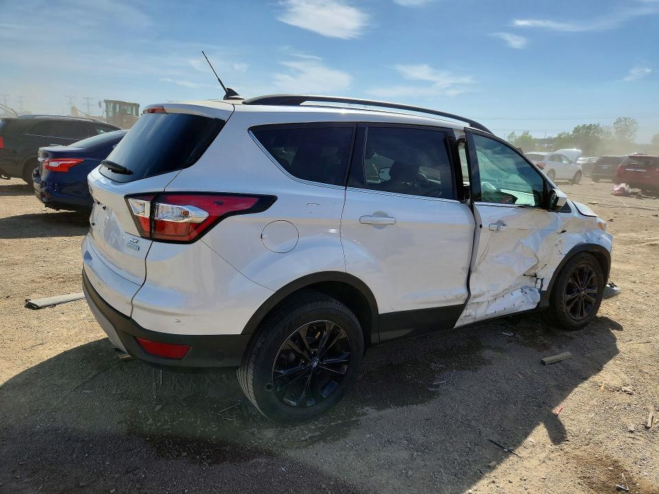 2018 Ford Escape se