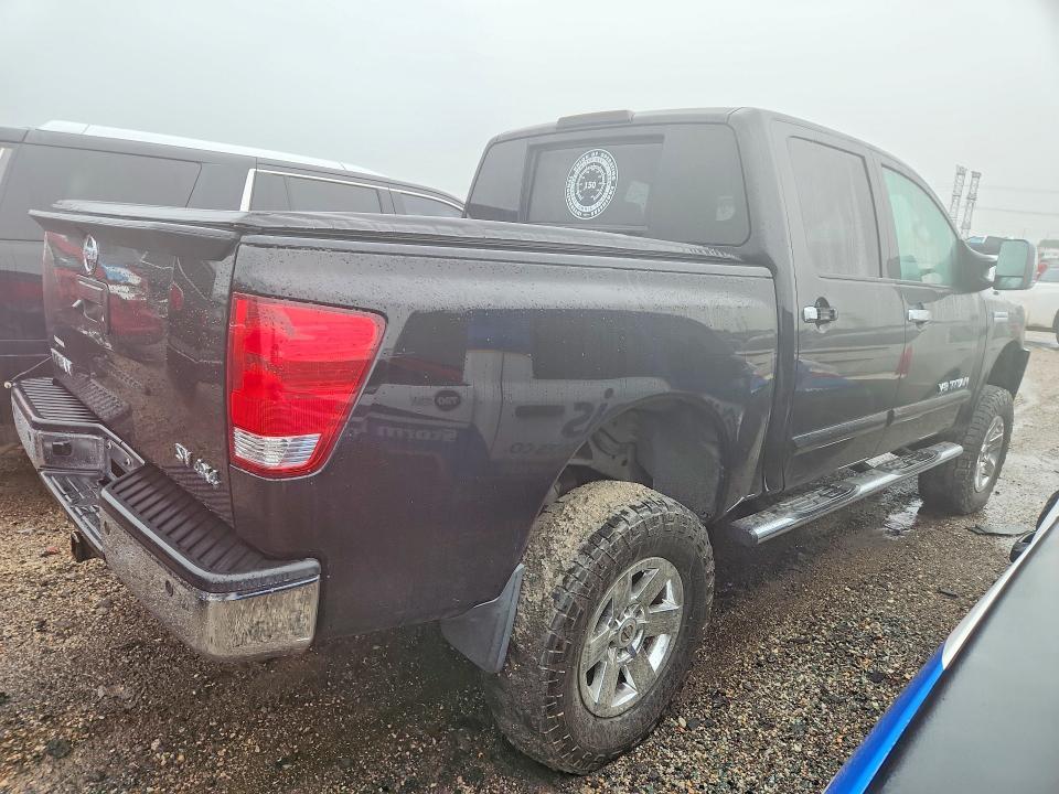 2014 Nissan Titan sv