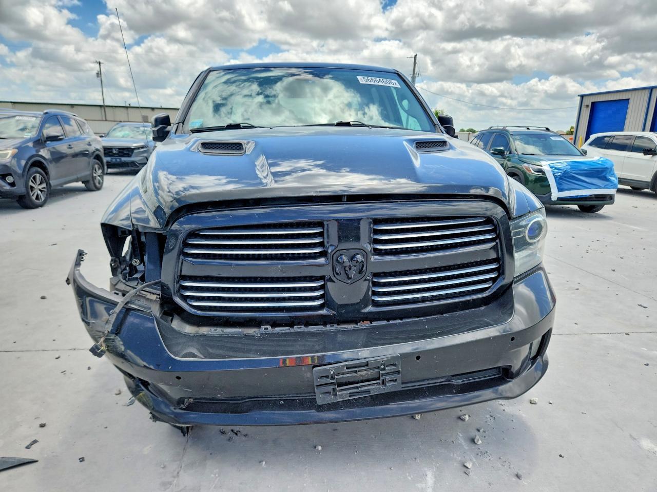2016 Dodge RAM 1500 Sport