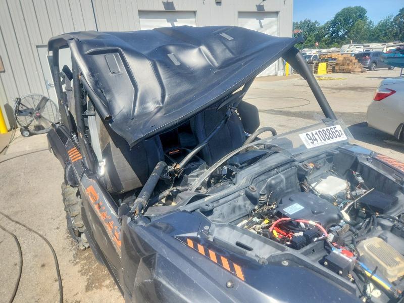 2022 Yama Ha r max Utility Vehicle