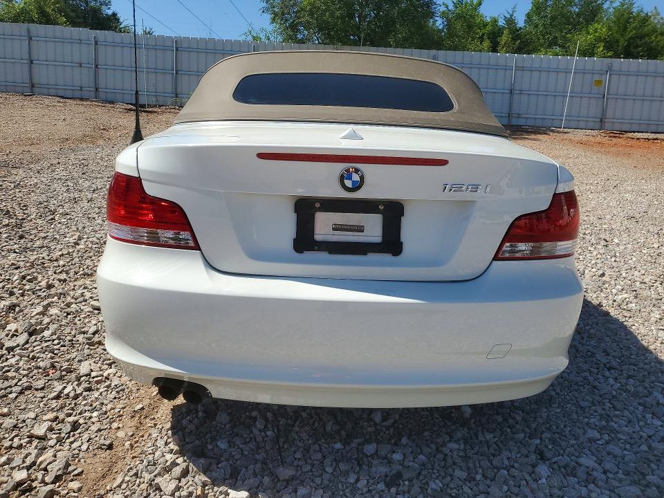 2011 BMW 128 i