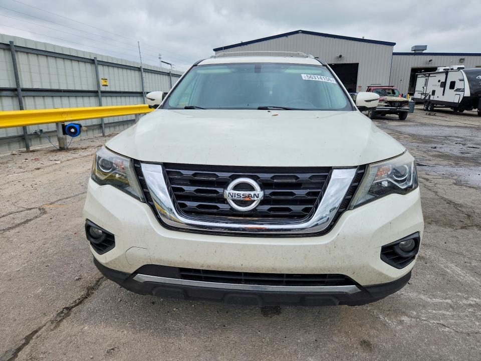 2018 Nissan Pathfinder s