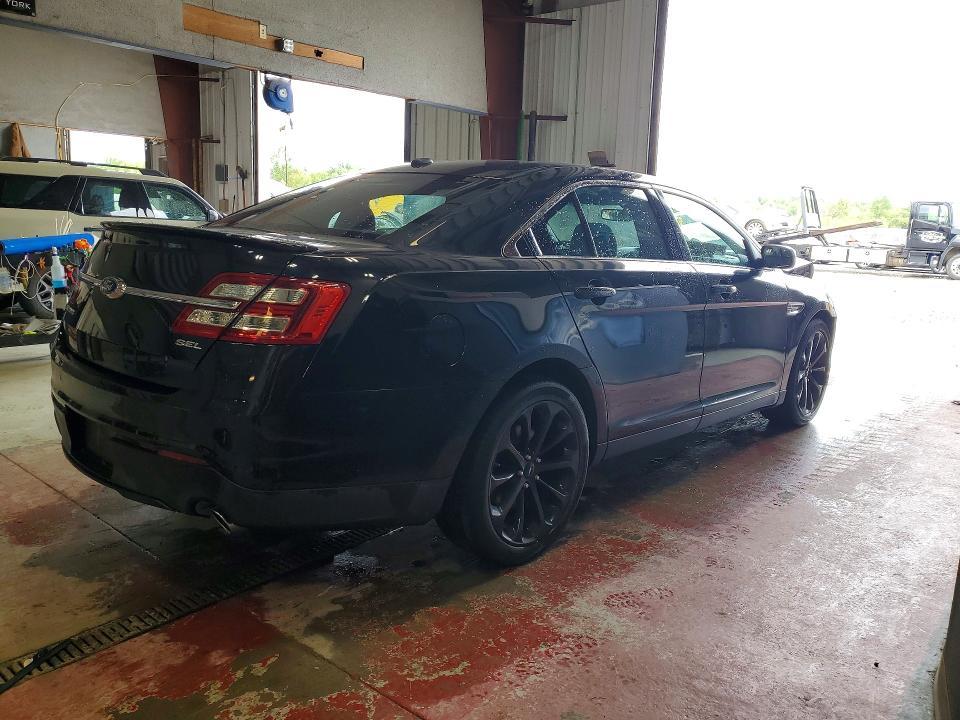 2015 Ford Taurus sel