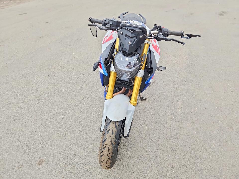 2024 BMW F 900 R