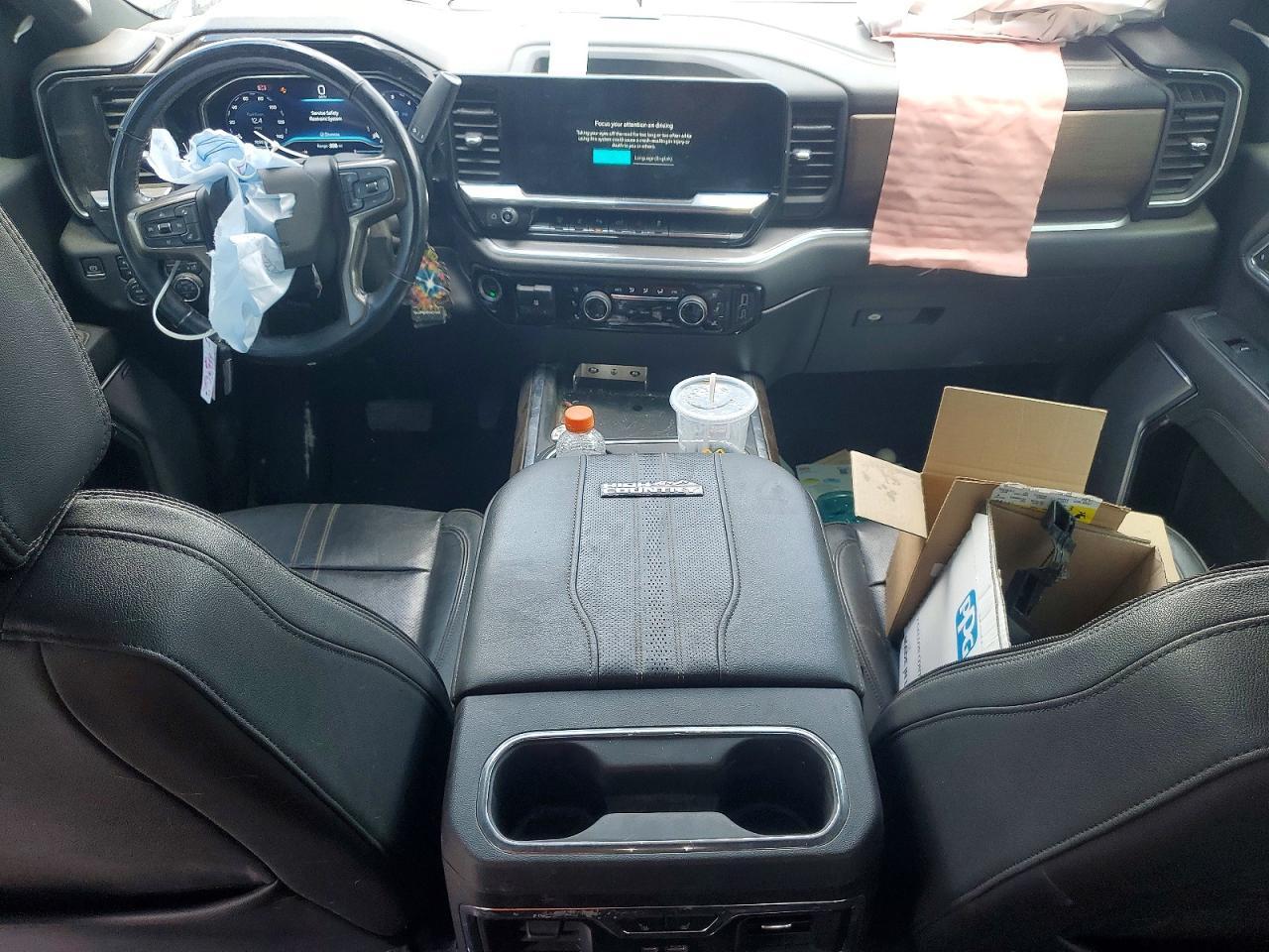 2024 Chevrolet Silverado K3500 High Country