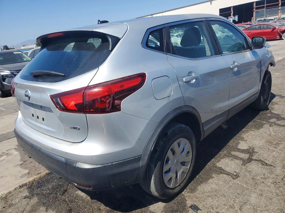 2018 Nissan Rogue Sport s