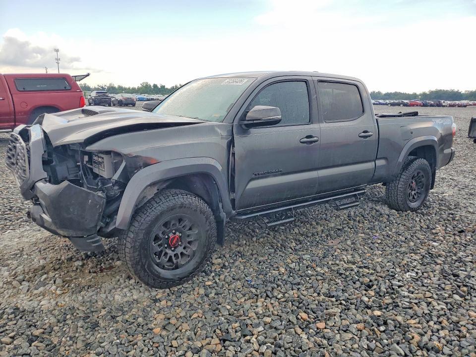 2020 Toyota Tacoma TRD Sport