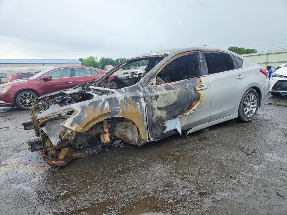 2016 Nissan Altima 2.5 s